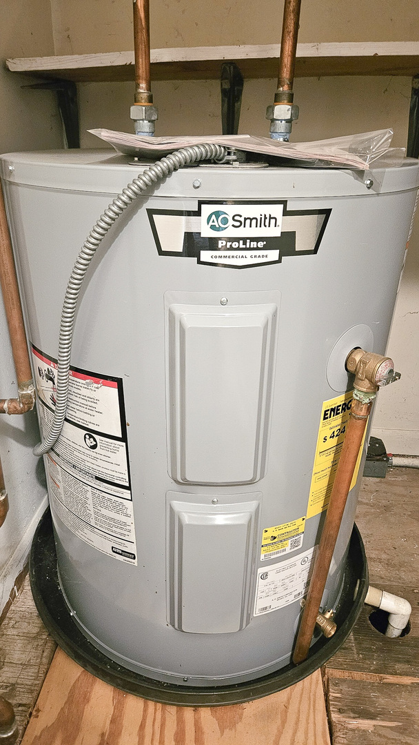 748 Chandler Road, Gurnee, IL 60031