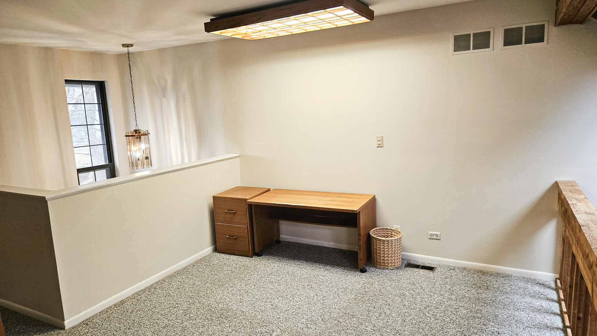 748 Chandler Road, Gurnee, IL 60031