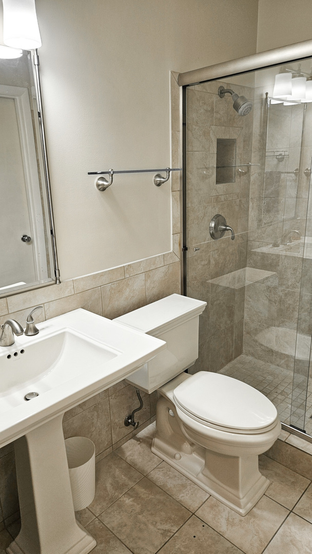 748 Chandler Road, Gurnee, IL 60031