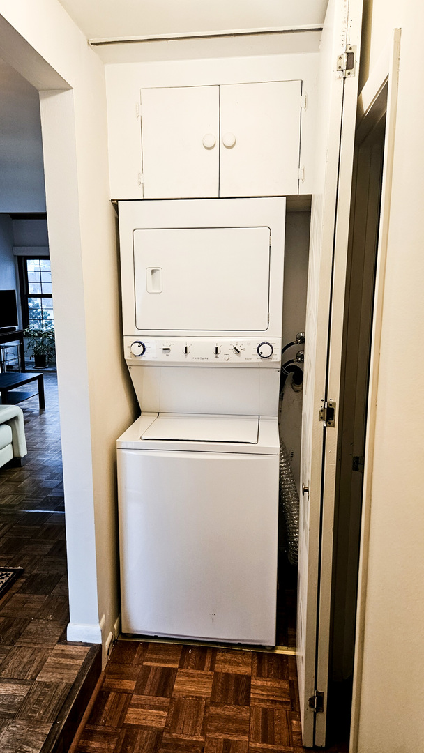 748 Chandler Road, Gurnee, IL 60031