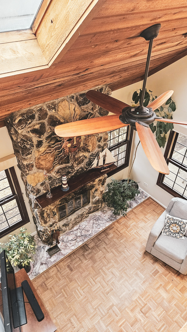 748 Chandler Road, Gurnee, IL 60031