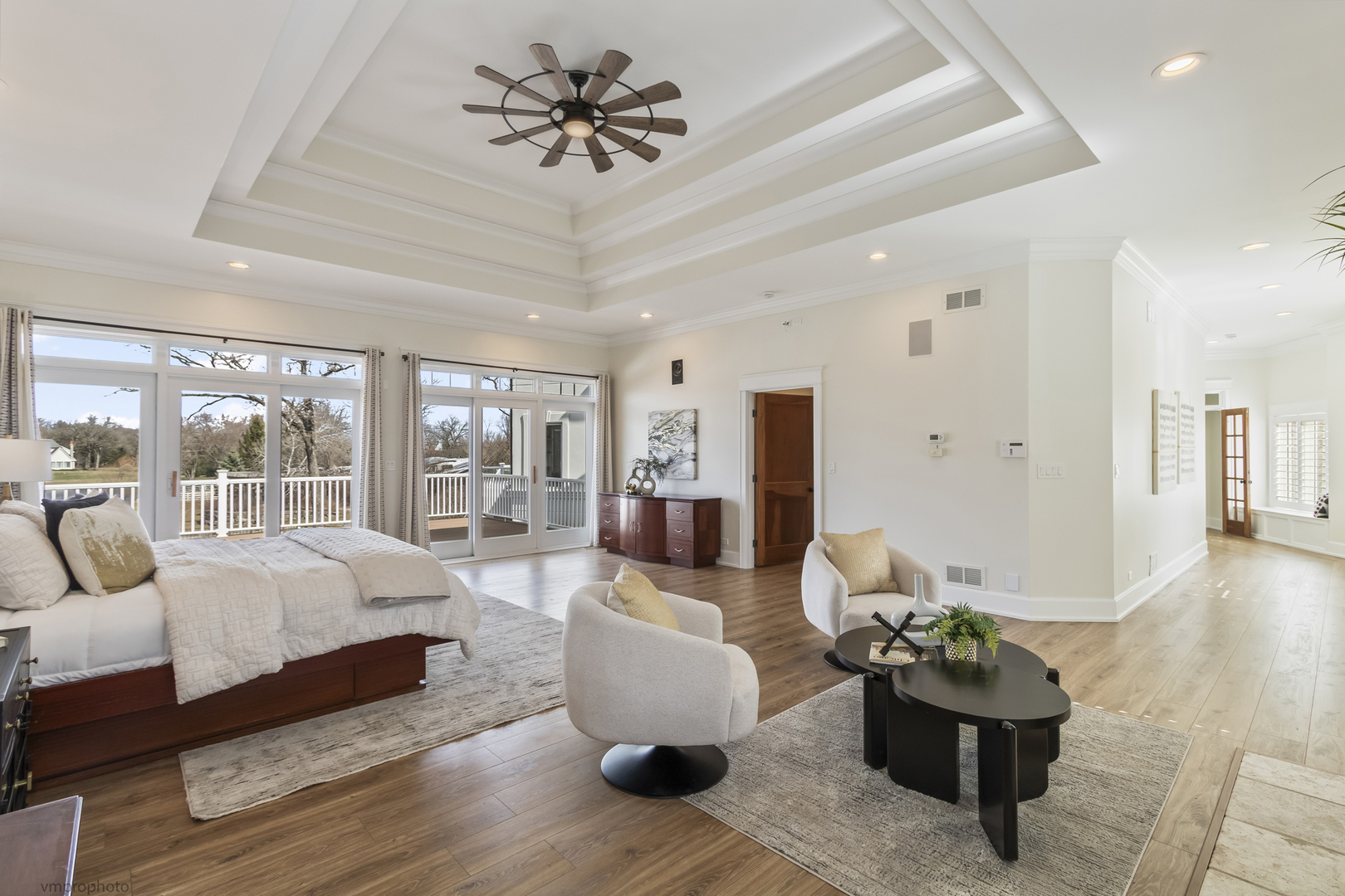 10 Old Hart Road, Barrington Hills, IL 60010