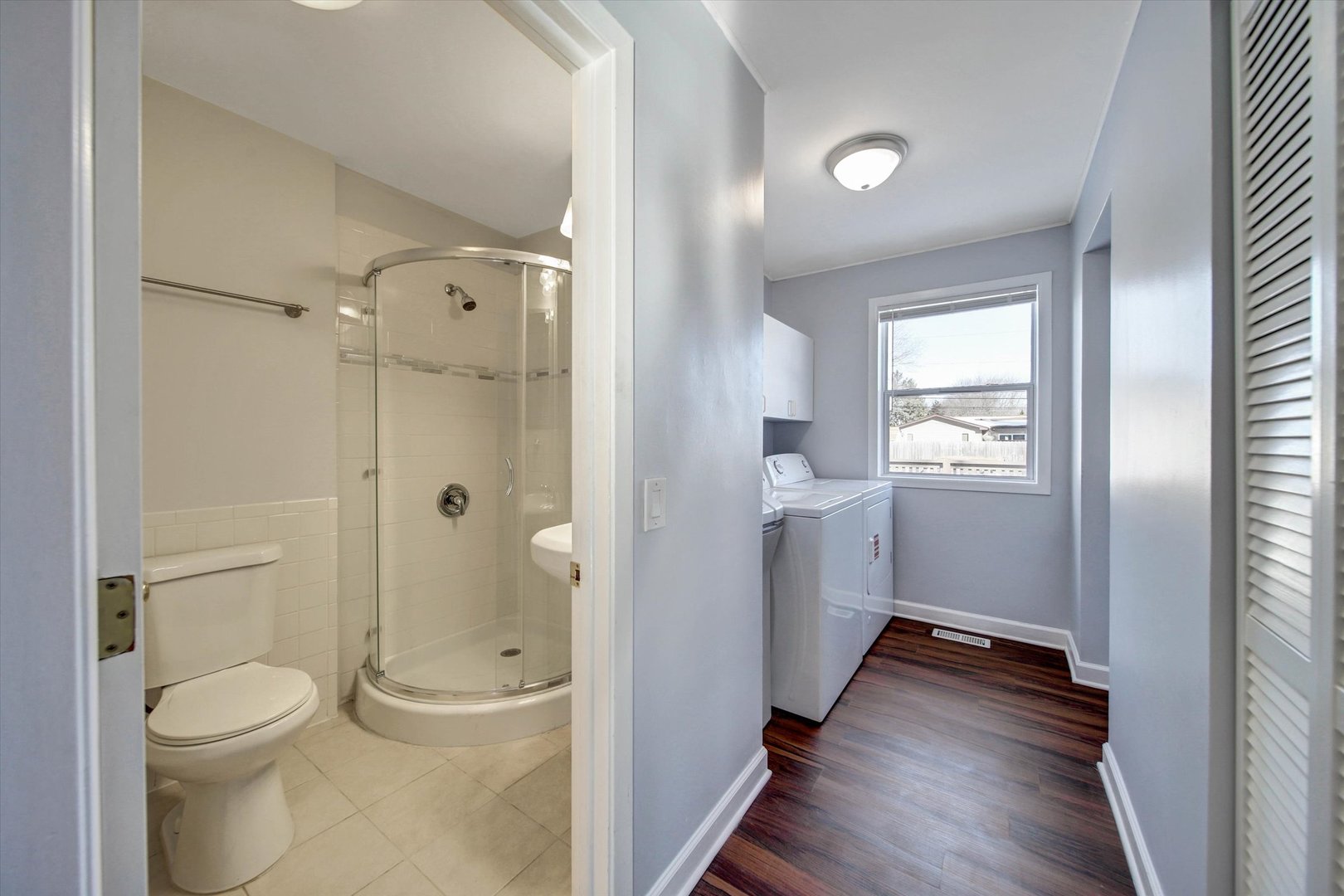 1906 Fairfield Road, Lindenhurst, IL 60046