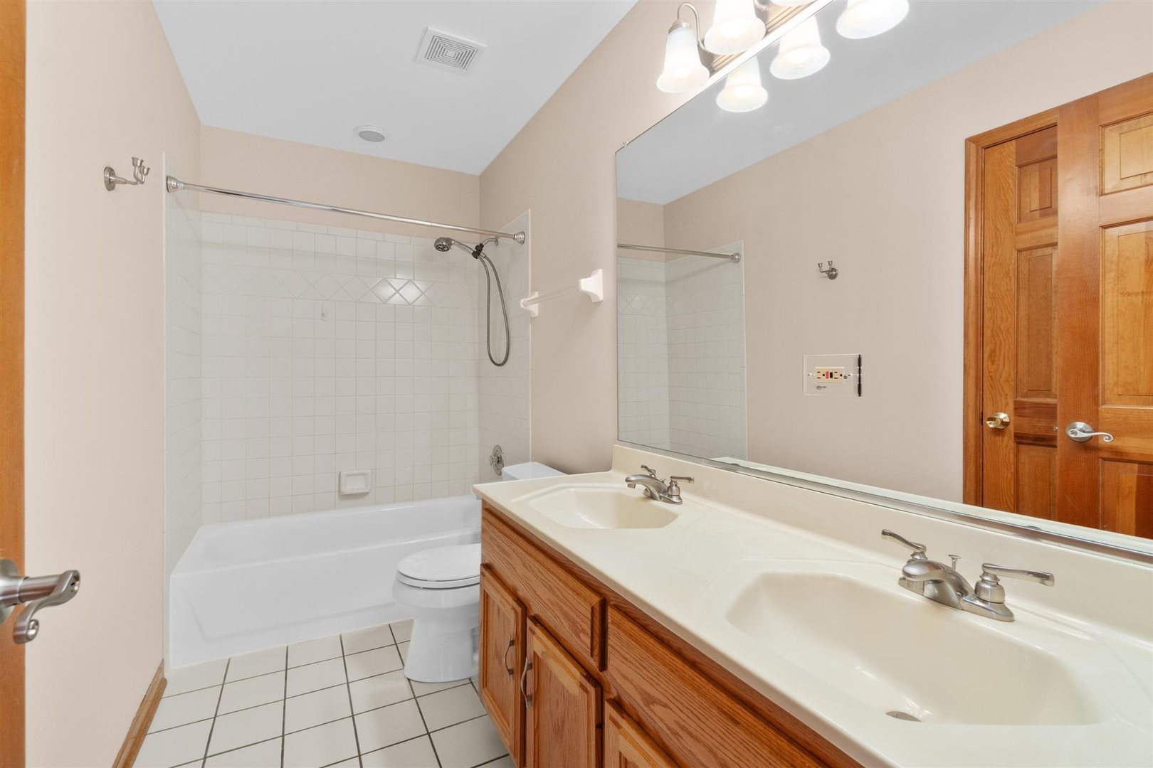 Naperville, IL 60564