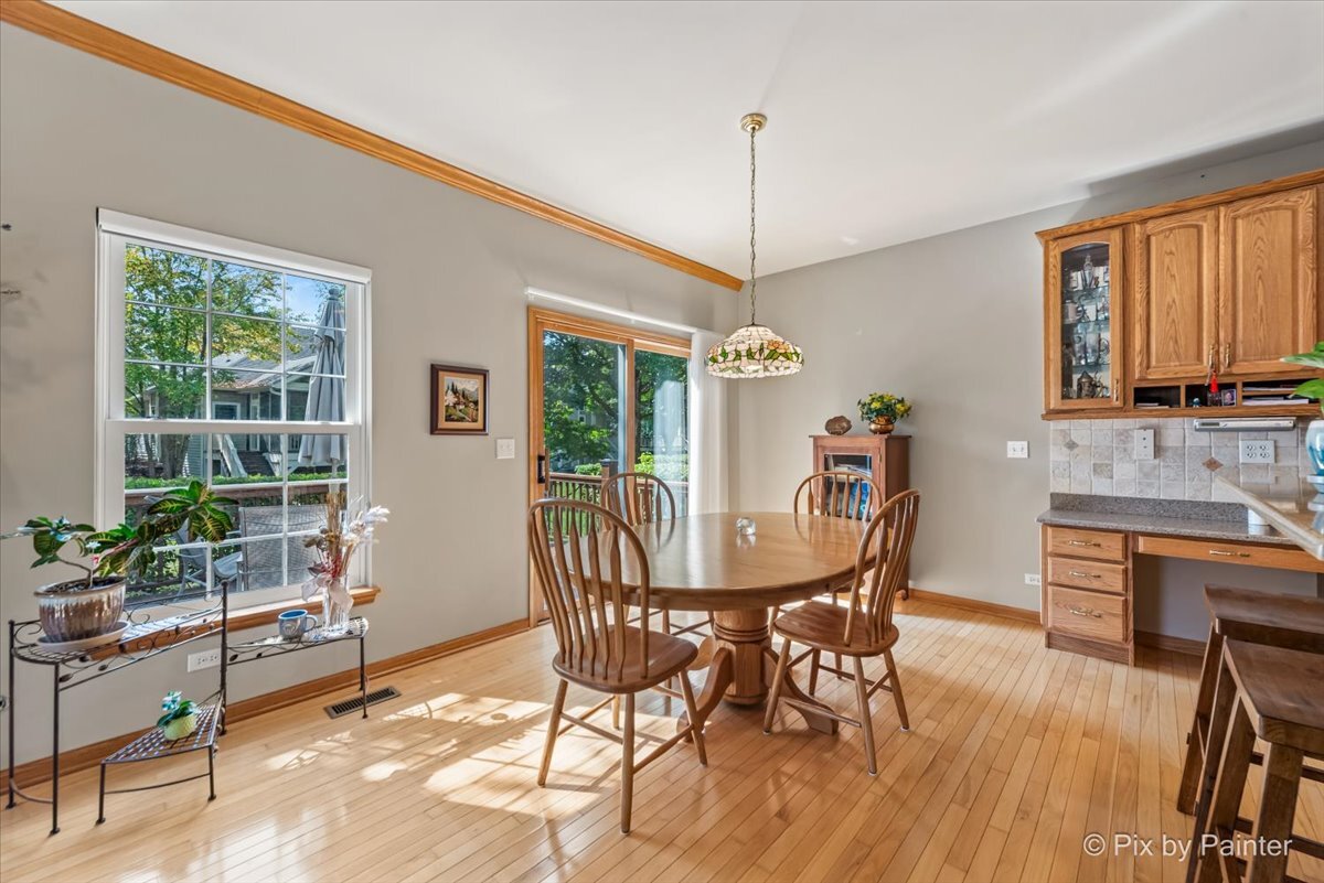 4051 Willow View Drive, Lake In The Hills, IL 60156