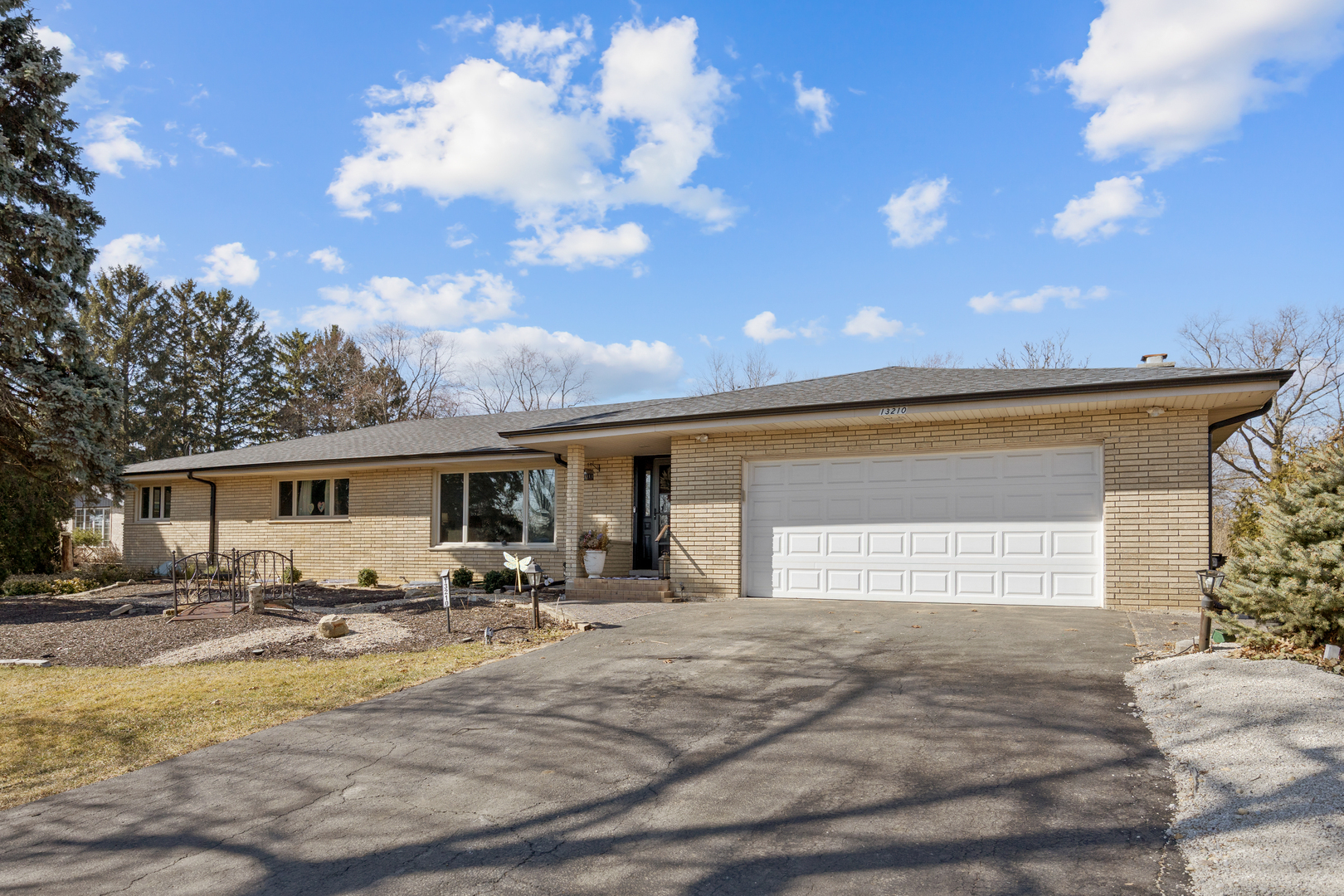 13210 S 85th Avenue, Palos Park, IL 60464