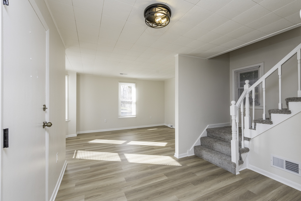 2415 Gilboa Avenue, Zion, IL 60099