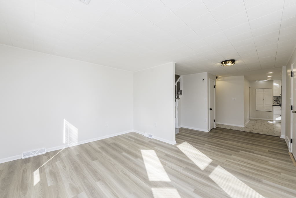 2415 Gilboa Avenue, Zion, IL 60099