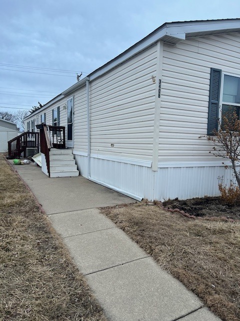 3408 JEN Avenue, Park City, IL 60085