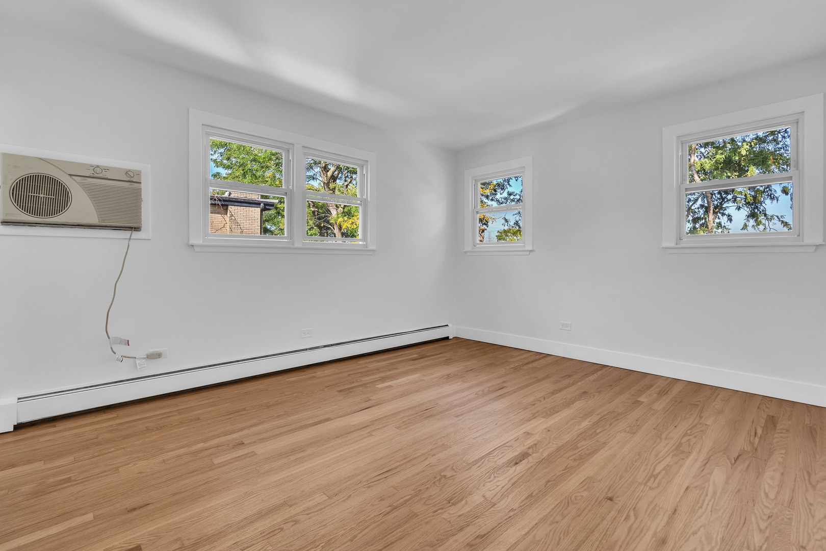 512 W Ida Court #2, Mount Prospect, IL 60056