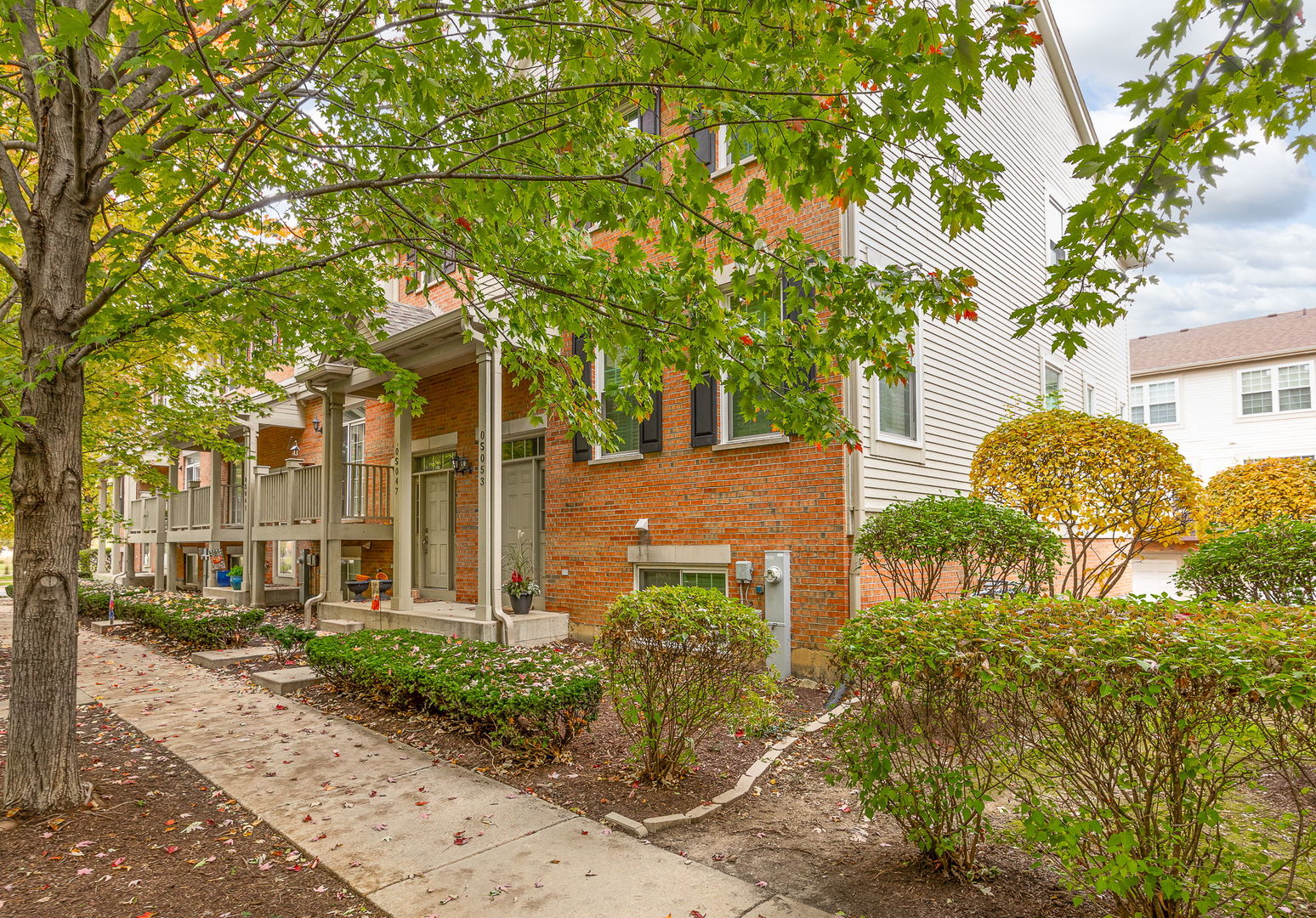 0S053 Lee Court, Winfield, IL 60190