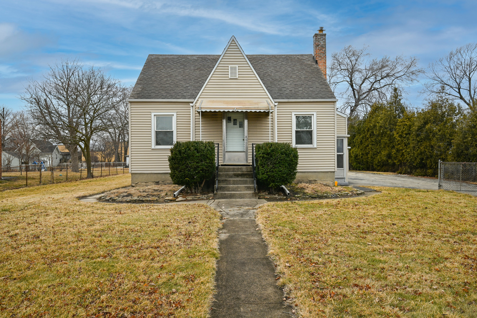 2316 N Hawthorne Avenue, Melrose Park, IL 60164