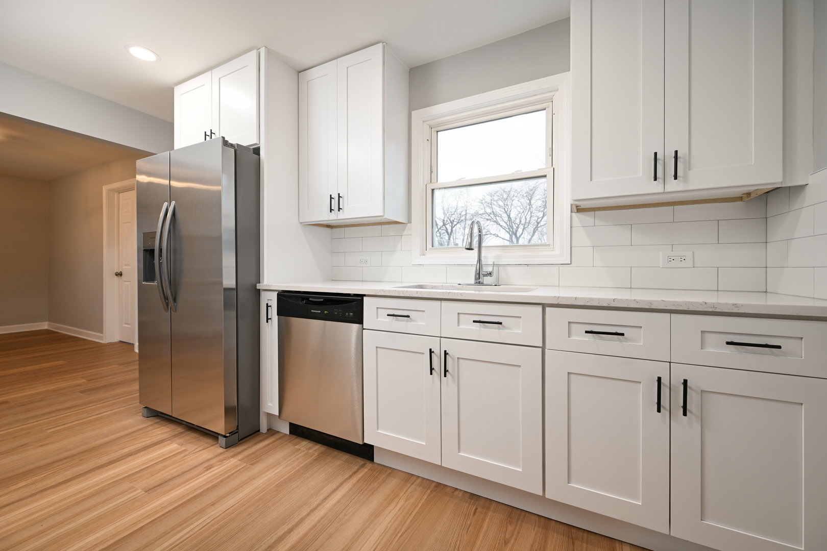 2316 N Hawthorne Avenue, Melrose Park, IL 60164