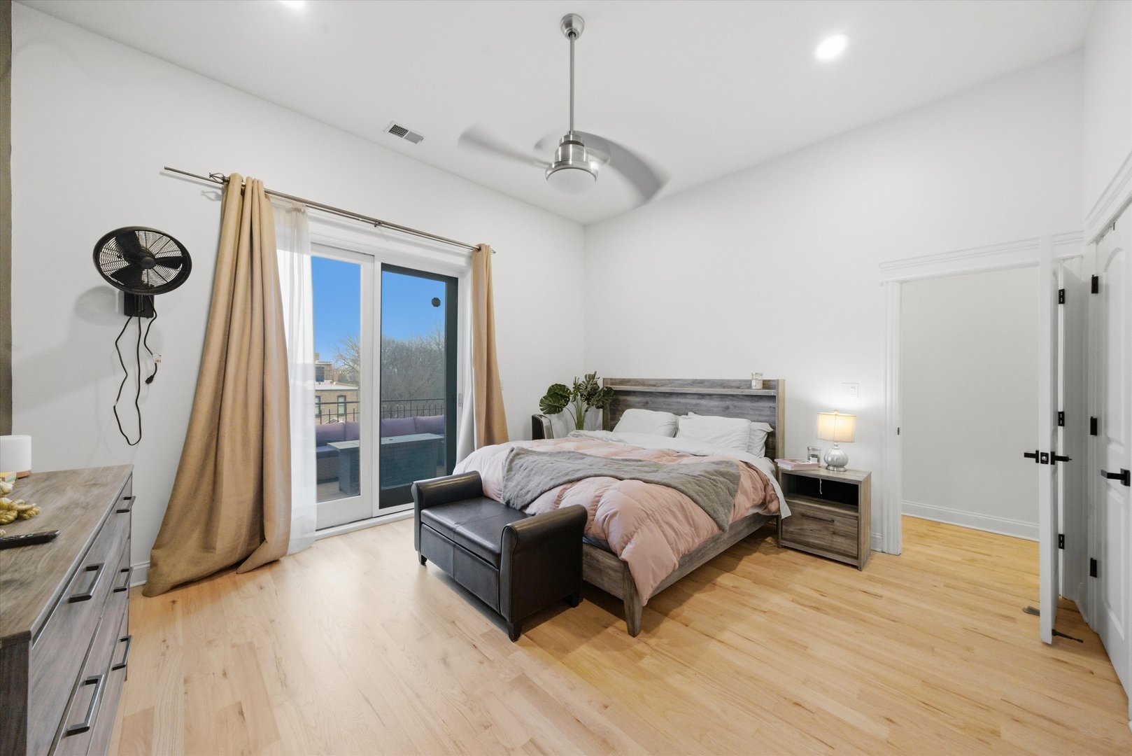 3945 S ELLIS Avenue #3N, Chicago, IL 60653