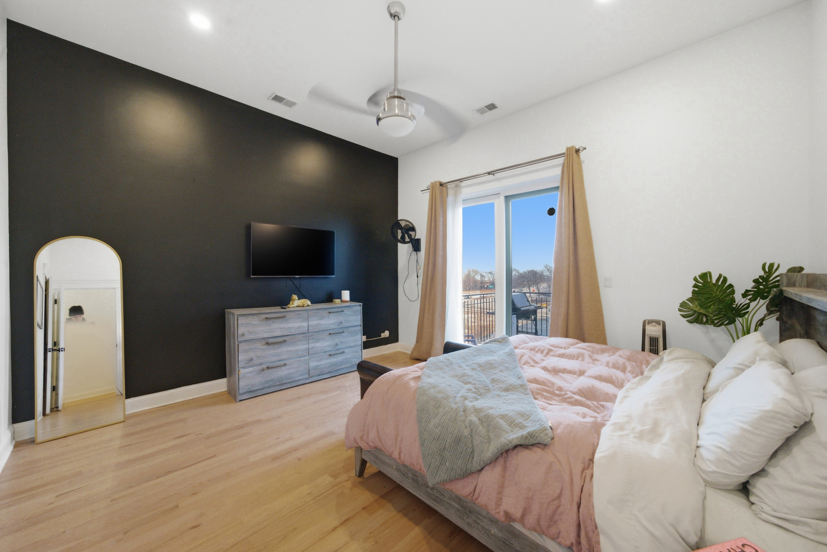 3945 S ELLIS Avenue #3N, Chicago, IL 60653