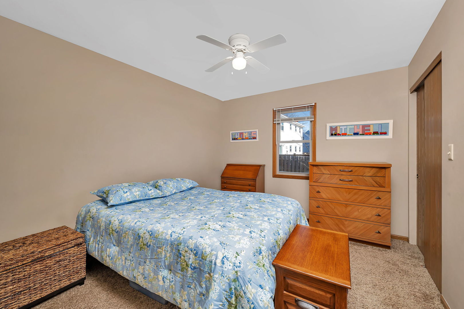 214 Deerpath Drive, Minooka, IL 60447