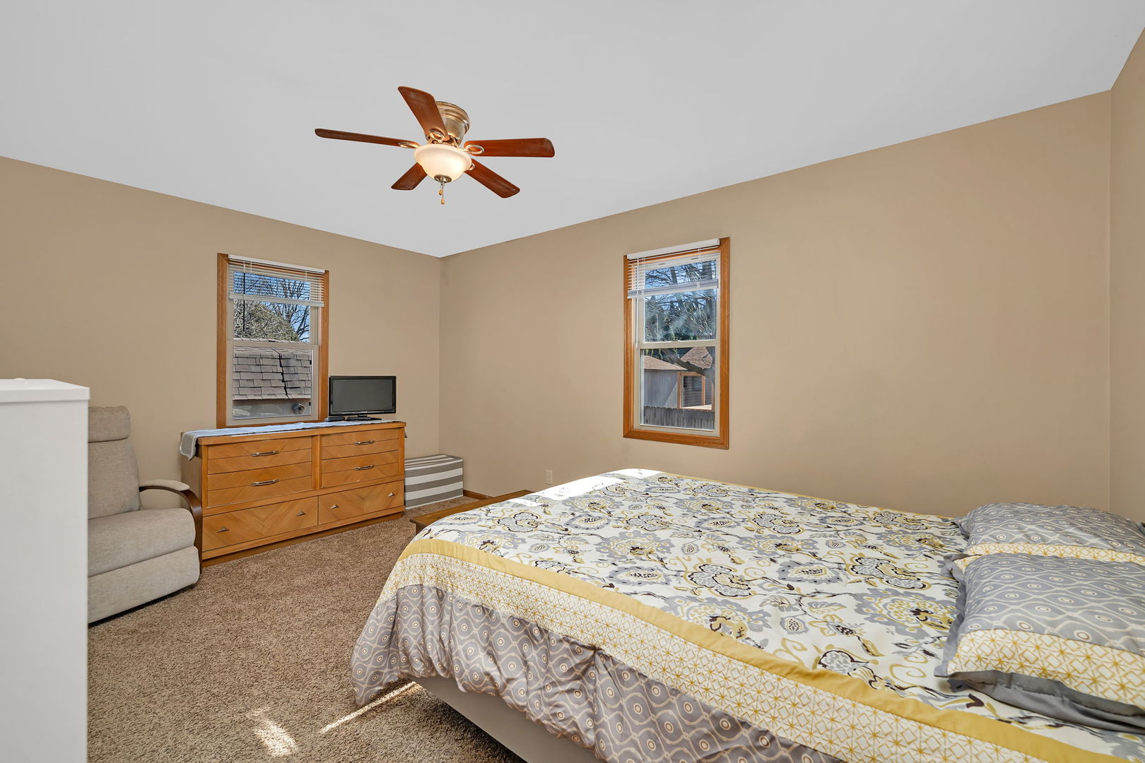 214 Deerpath Drive, Minooka, IL 60447