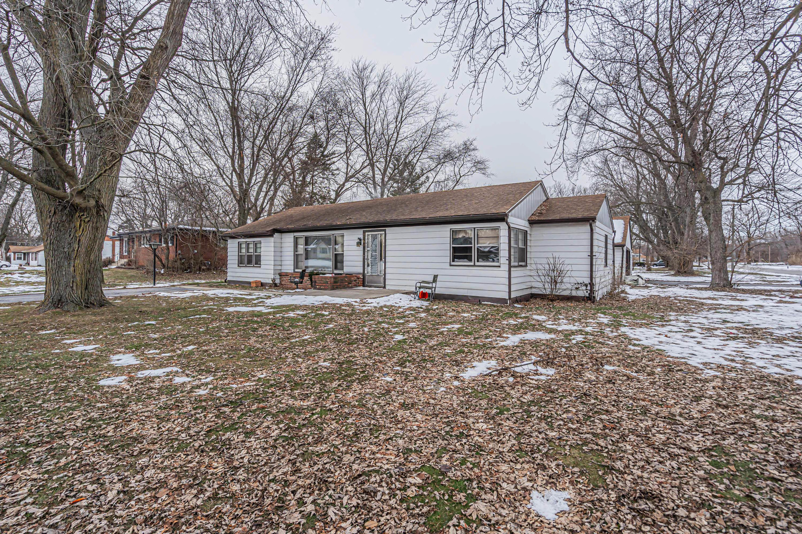 1760 E 158th Street, South Holland, IL 60473