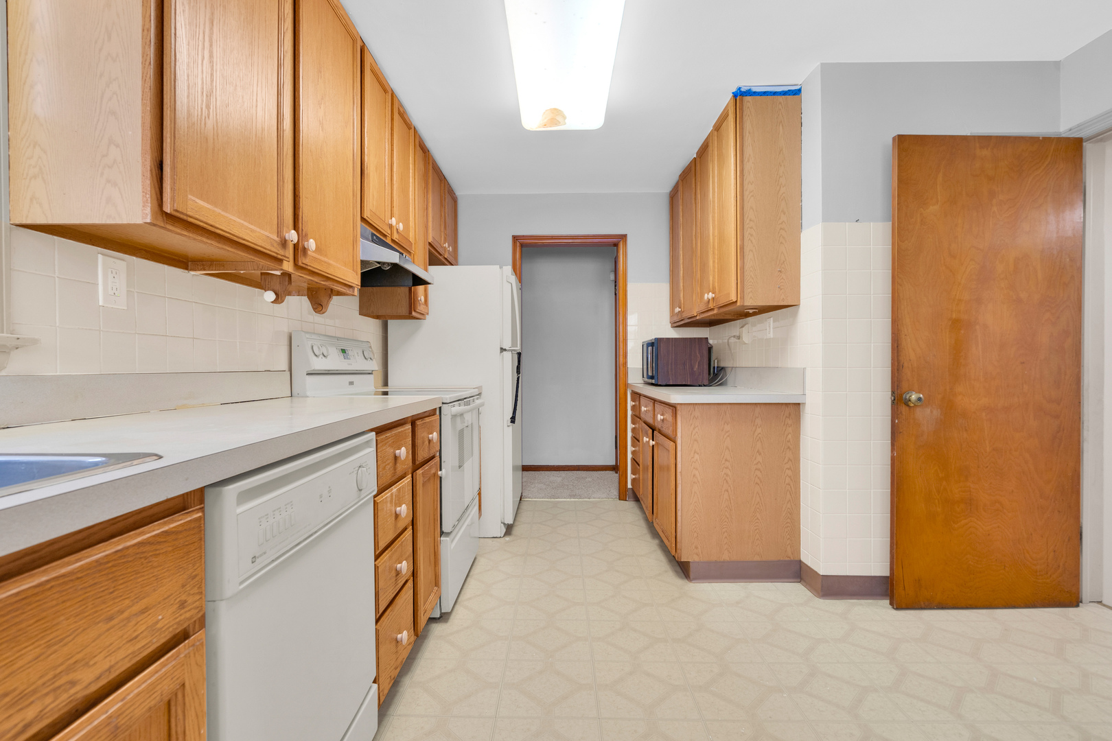 1760 E 158th Street, South Holland, IL 60473