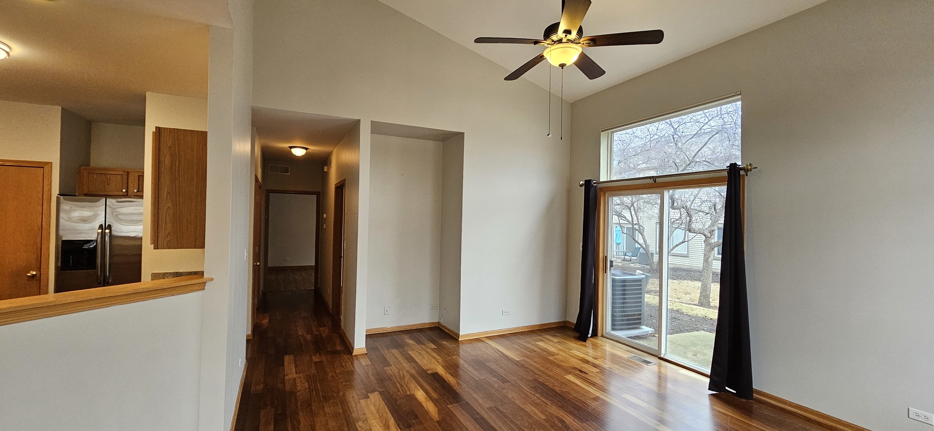 1036 Woodview Court #1036, Aurora, IL 60502