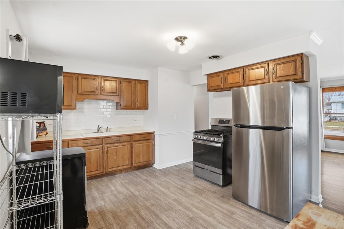 509 Bonniebrook Avenue, Mundelein, IL 60060