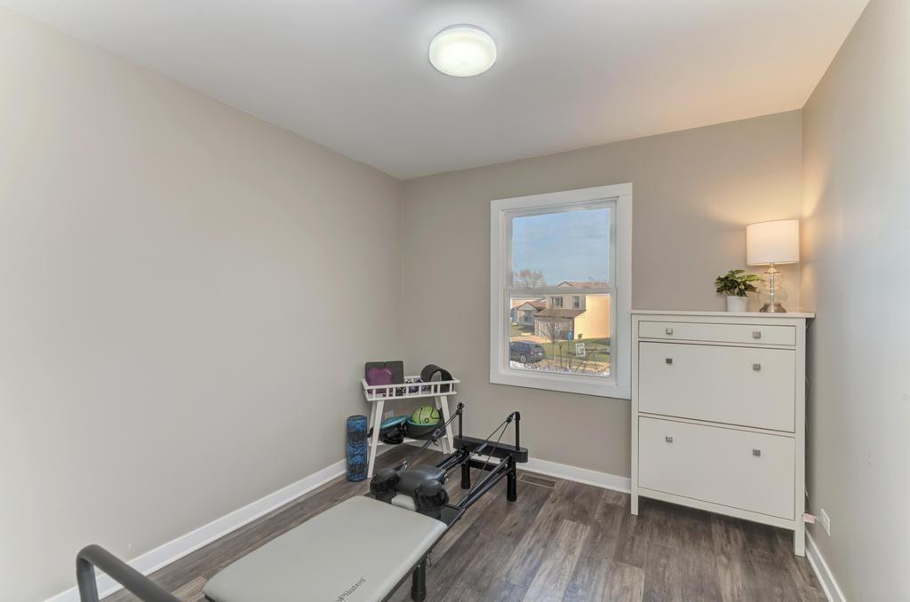 1754 Hemlock Drive, Glendale Heights, IL 60139