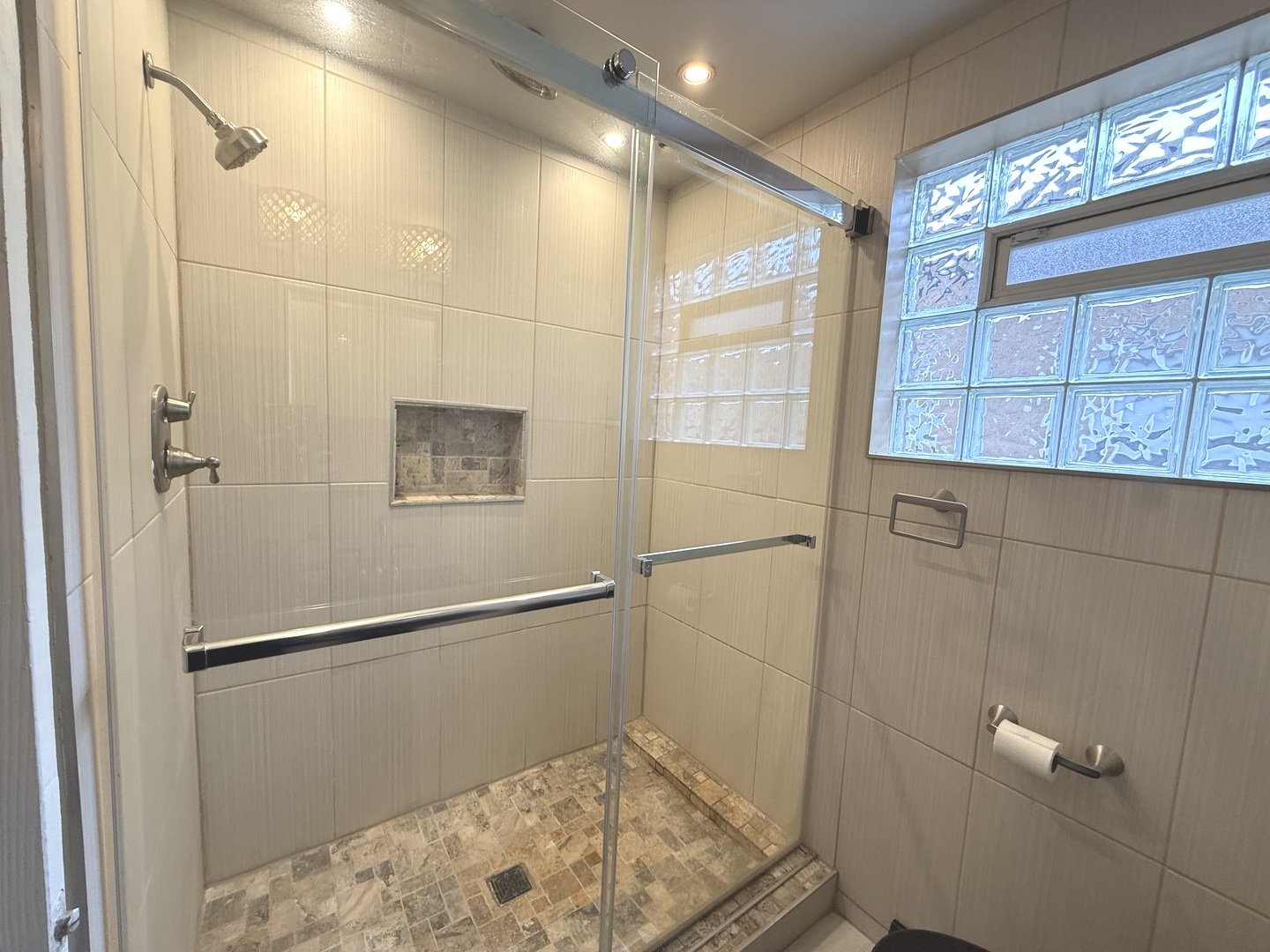 10348 S Rhodes Avenue, Chicago, IL 60628