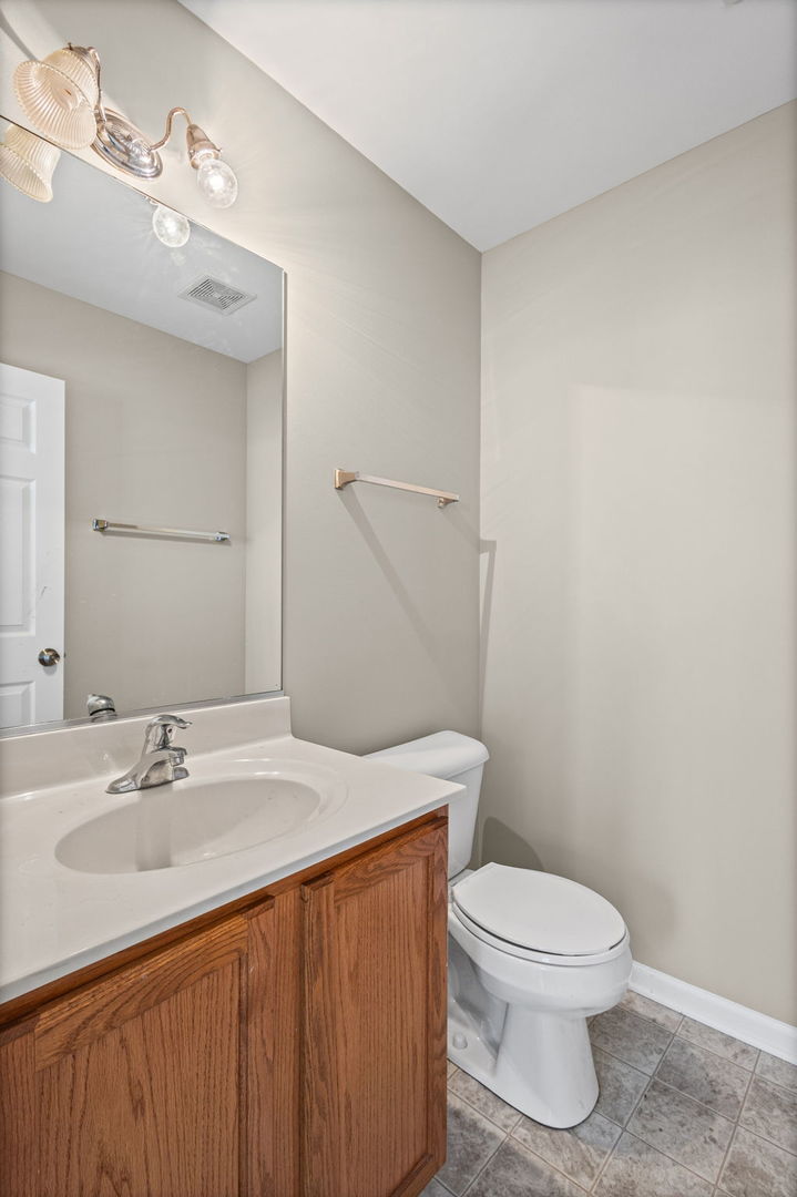 535 N Red Deer Road #535, Round Lake, IL 60073