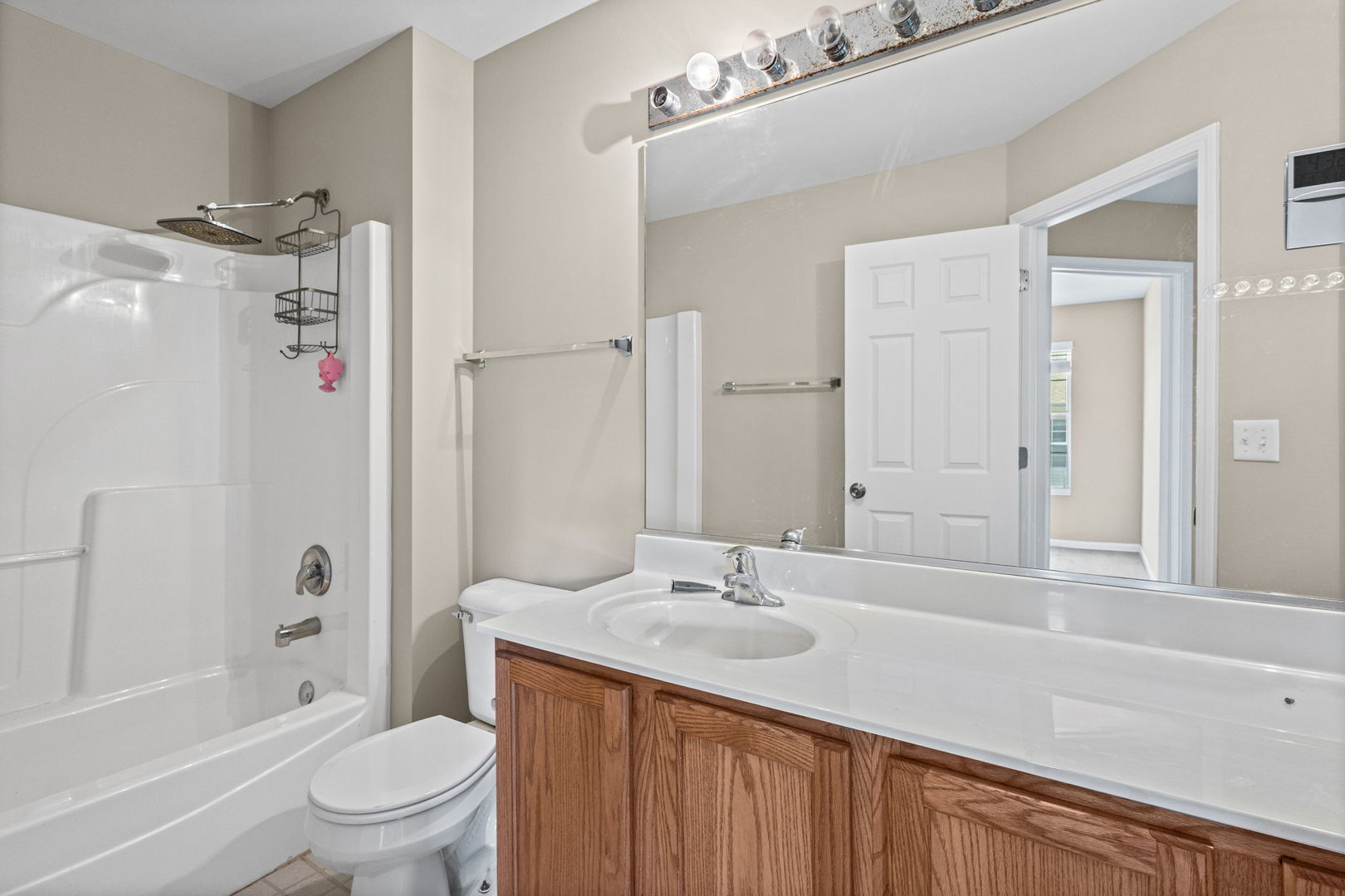 535 N Red Deer Road #535, Round Lake, IL 60073