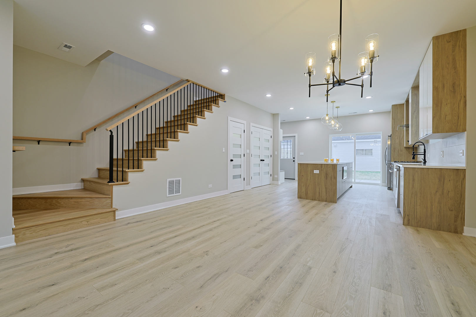 306 N Lockwood Avenue, Chicago, IL 60644