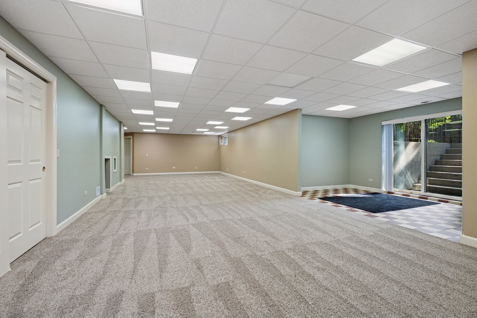 6409 Davidson Court, Gurnee, IL 60031