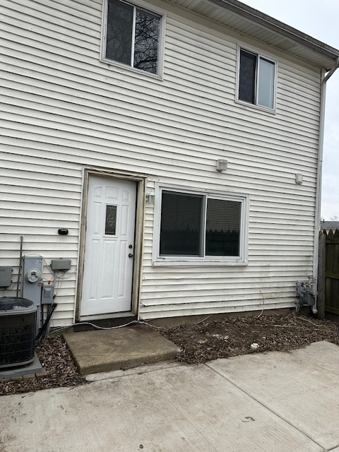 Streamwood, IL 60107