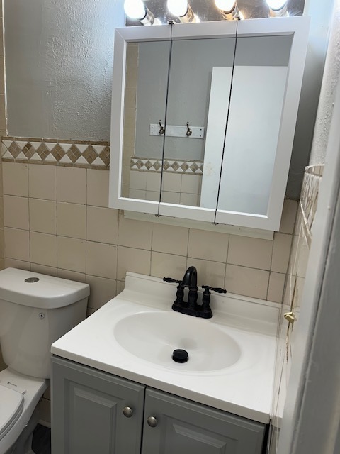 Streamwood, IL 60107