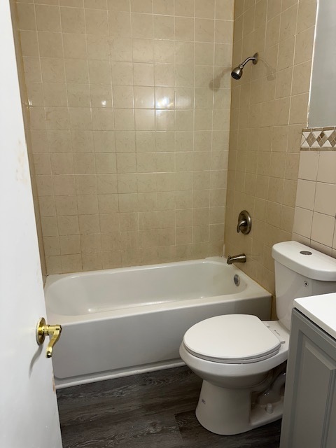 Streamwood, IL 60107