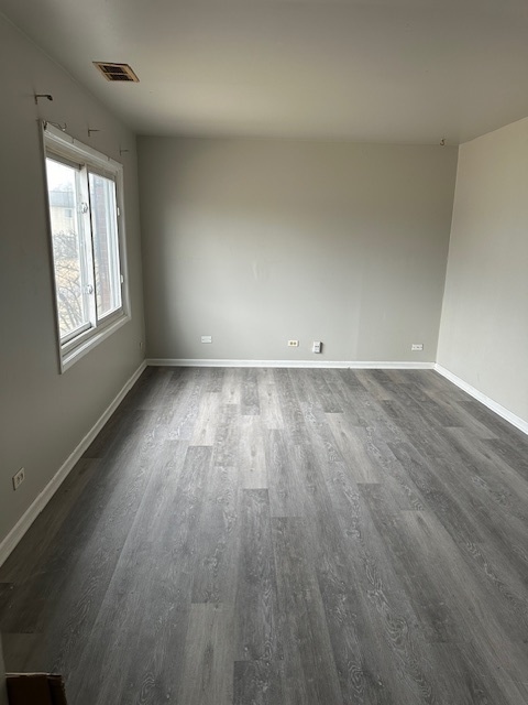 Streamwood, IL 60107