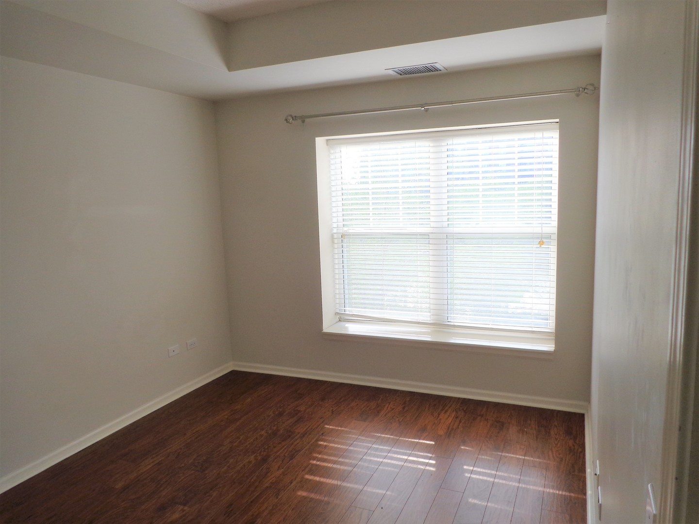 410 W Mahogany Court #407, Palatine, IL 60067