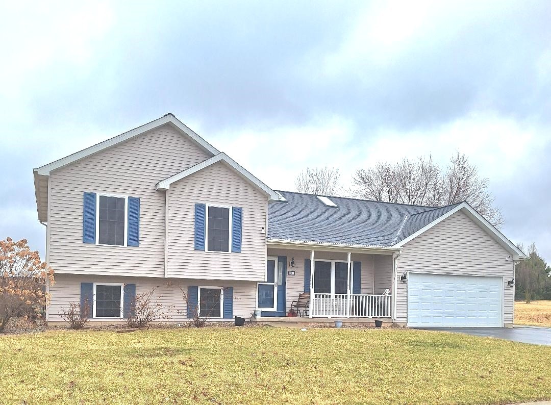 602 Sandra Street, Kingston, IL 60145