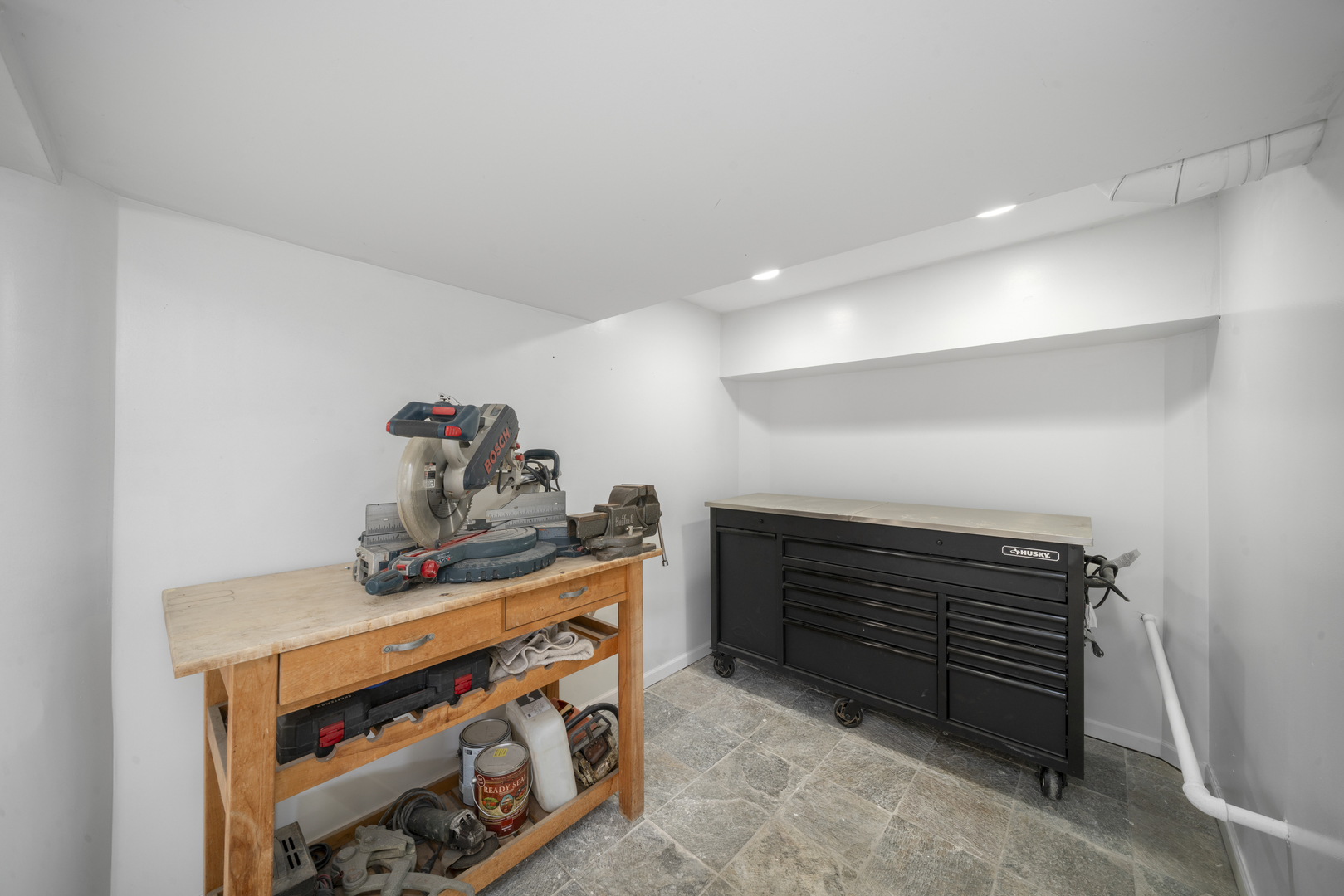 1740 Holiday Drive, Lake Holiday, IL 60548