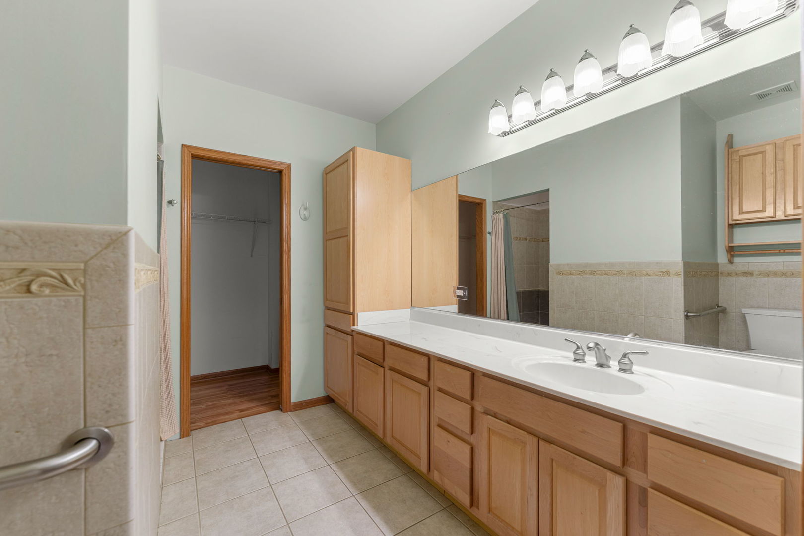 7035 168th Street, Tinley Park, IL 60477