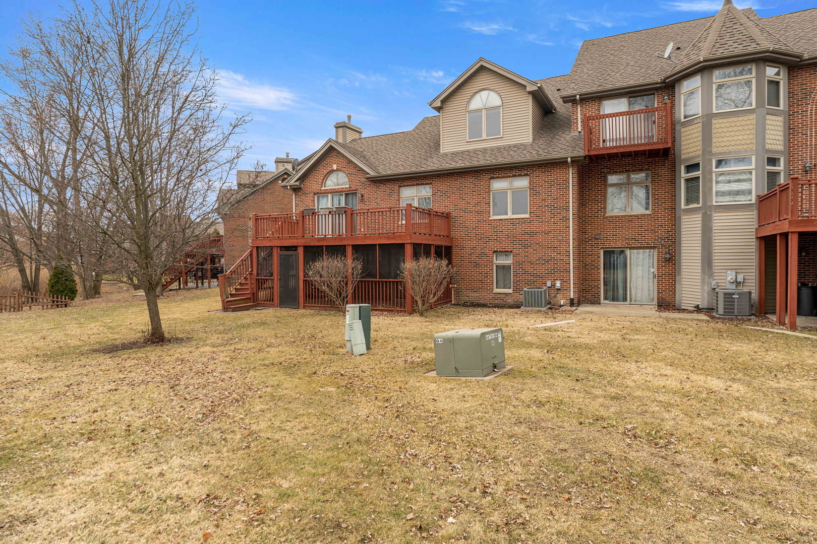 7035 168th Street, Tinley Park, IL 60477