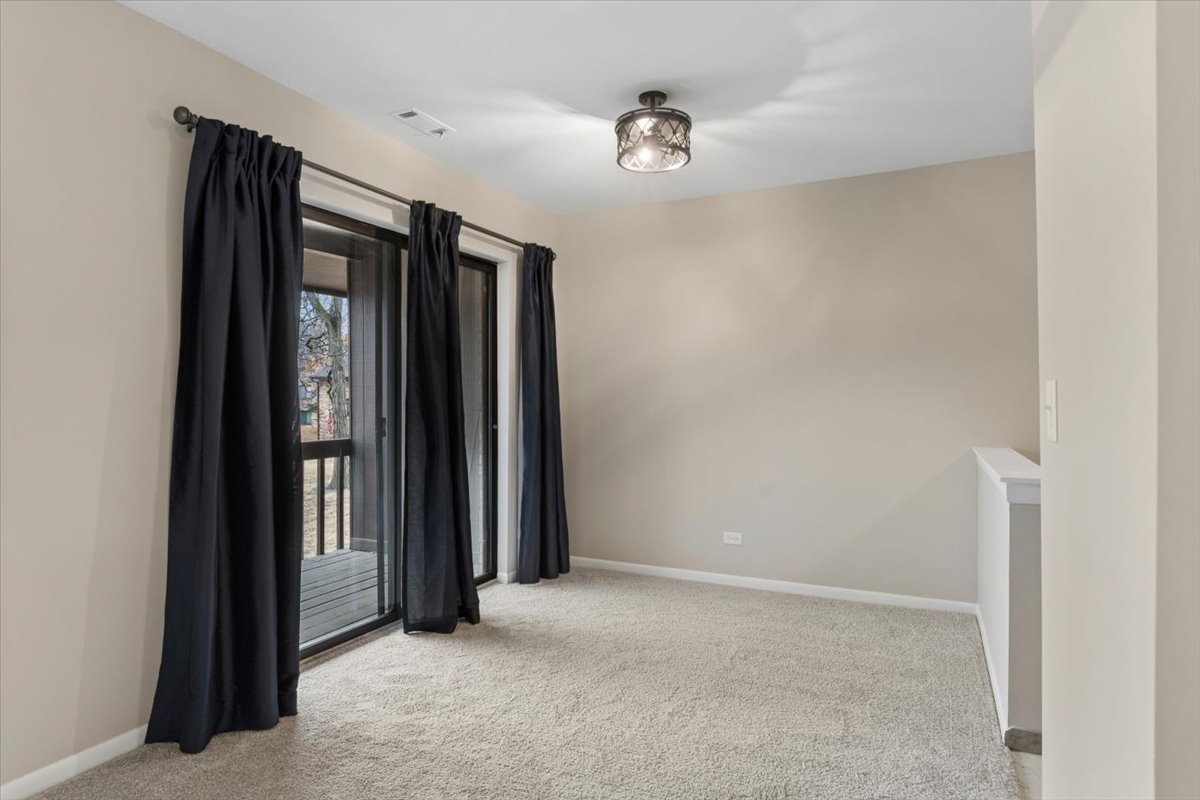 6227 Trinity Drive #2-B, Lisle, IL 60532