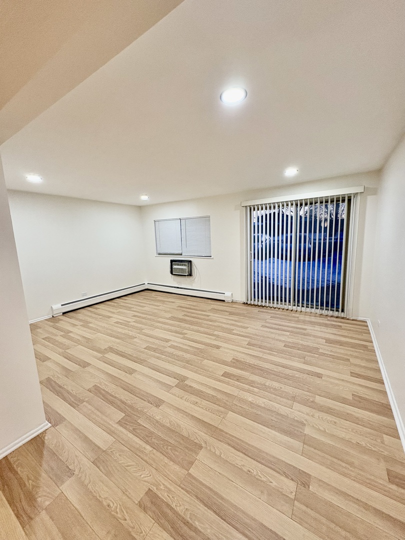 1557 Jill Court #104, Glendale Heights, IL 60139