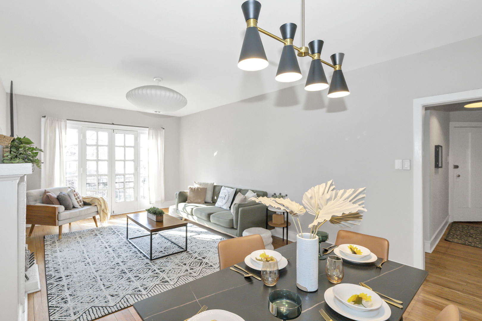 106 S SCOVILLE Avenue #2B, Oak Park, IL 60302