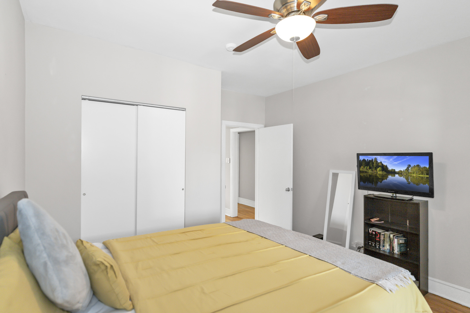 106 S SCOVILLE Avenue #2B, Oak Park, IL 60302