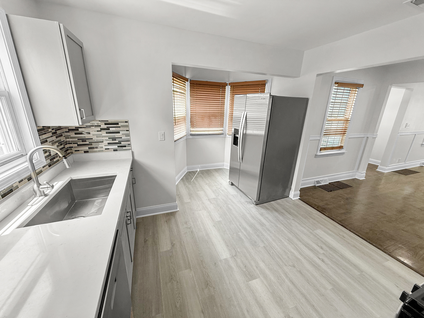 16339 State Street, South Holland, IL 60473