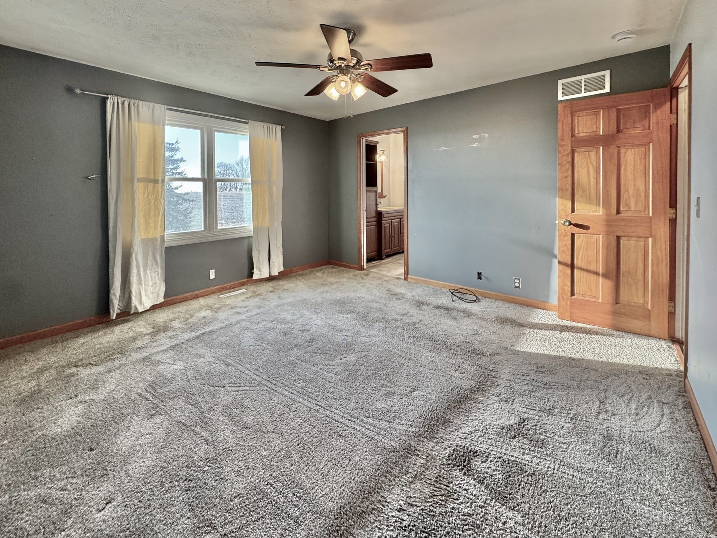 416 N Kathleen Street, Stanford, IL 61774