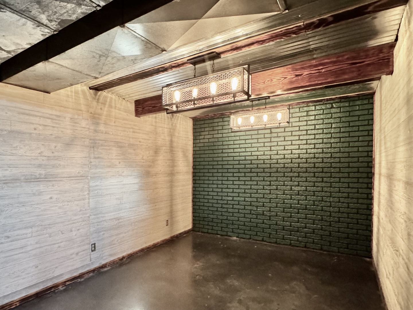 416 N Kathleen Street, Stanford, IL 61774