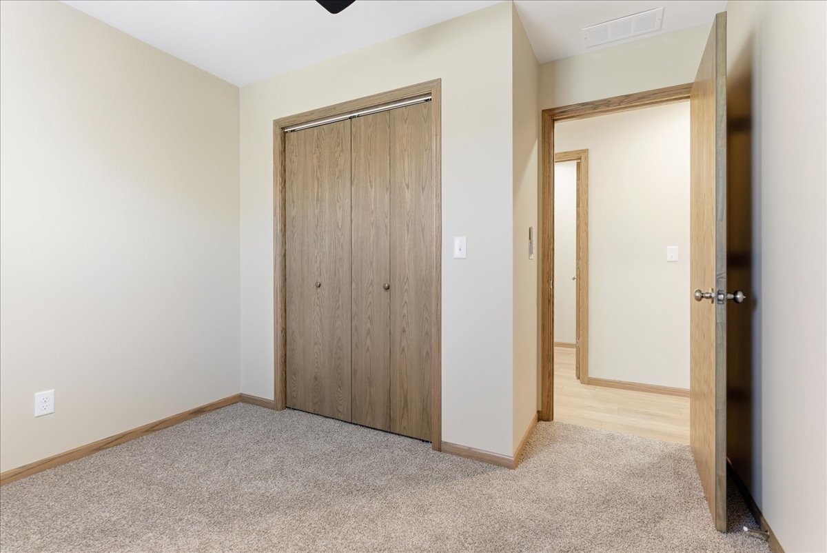 313 E Martin Street, Forrest, IL 61741