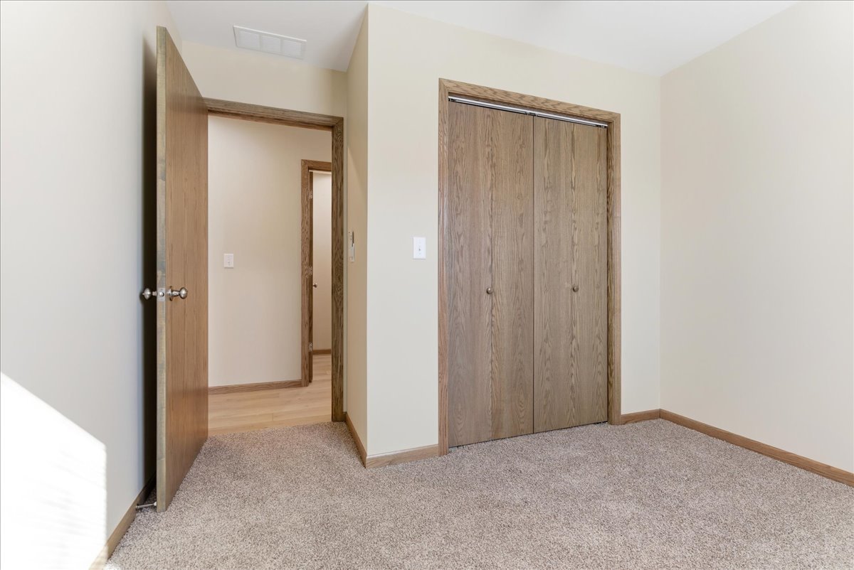 313 E Martin Street, Forrest, IL 61741