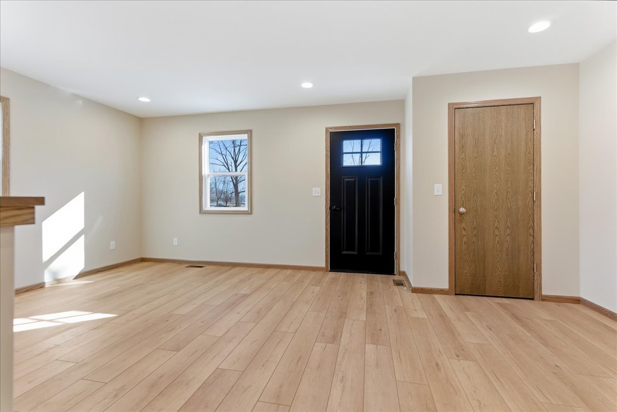 313 E Martin Street, Forrest, IL 61741